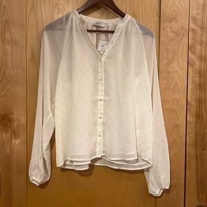 Suzy Shier White Long Sleeve Blouse Sparkly Sz US XS